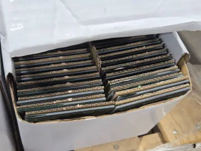 Lot of (10 Boxes) 48.4-sq.ft. Lavaliere Antique Classic Mirror Tile 40-count ( 400 total items )