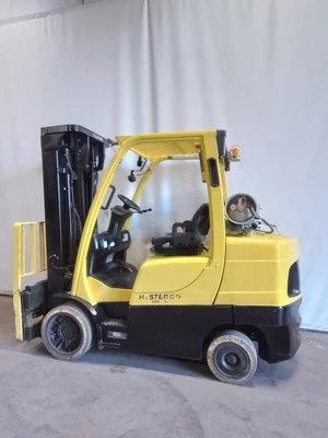 USED 2019 HYSTER S80FT