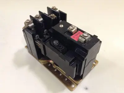 USED ALLEN BRADLEY 700-BR400