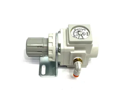USED SMC MODULAR REGULATOR 1/8" NPT PORTS, AR MASS PRO