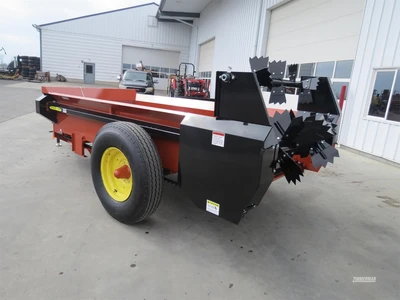 New | in-Stock 2026 PEQUEA 175P Manure Spreaders Pennsylvania US | Zimmerman Farm Service #1410031