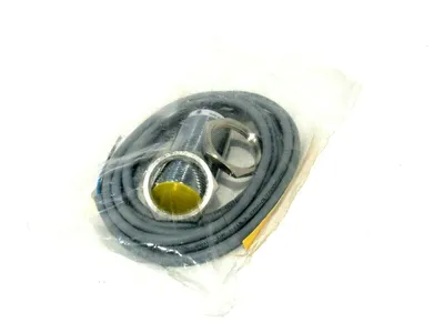 NEW TURCK BI10-M30-AD4X PROXIMITY SENSOR 44170 BI10M30AD4X