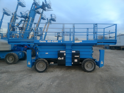 USED 2017 Genie GS-4390 RT