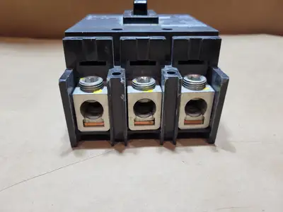 USED SQUARE D QDL32225