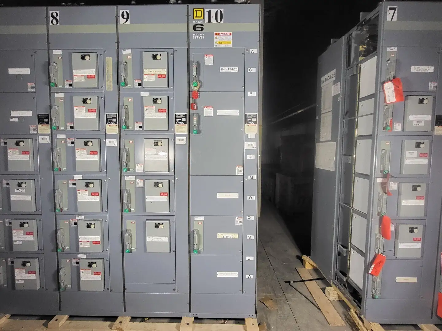 MCC Unit 100/200 Amp Disconnect Switch
