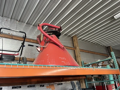 USED COSMO 500 FERTILIZER SPREADER