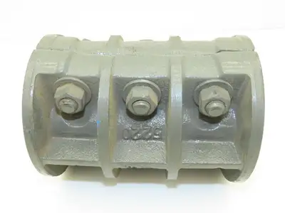 Cast Shaft Coupling Compression 1-1/2" Bore Keyed 5220rpm 3/8" Key Slot