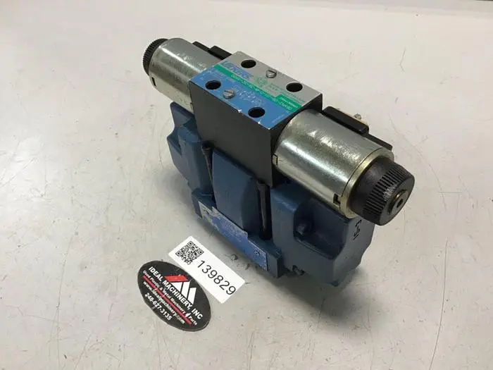Used VICKERS DG4V-3S-6C-M-U-HL7-60-EN490 Valves/Fittings Michigan US | Ideal Machinery #603659
