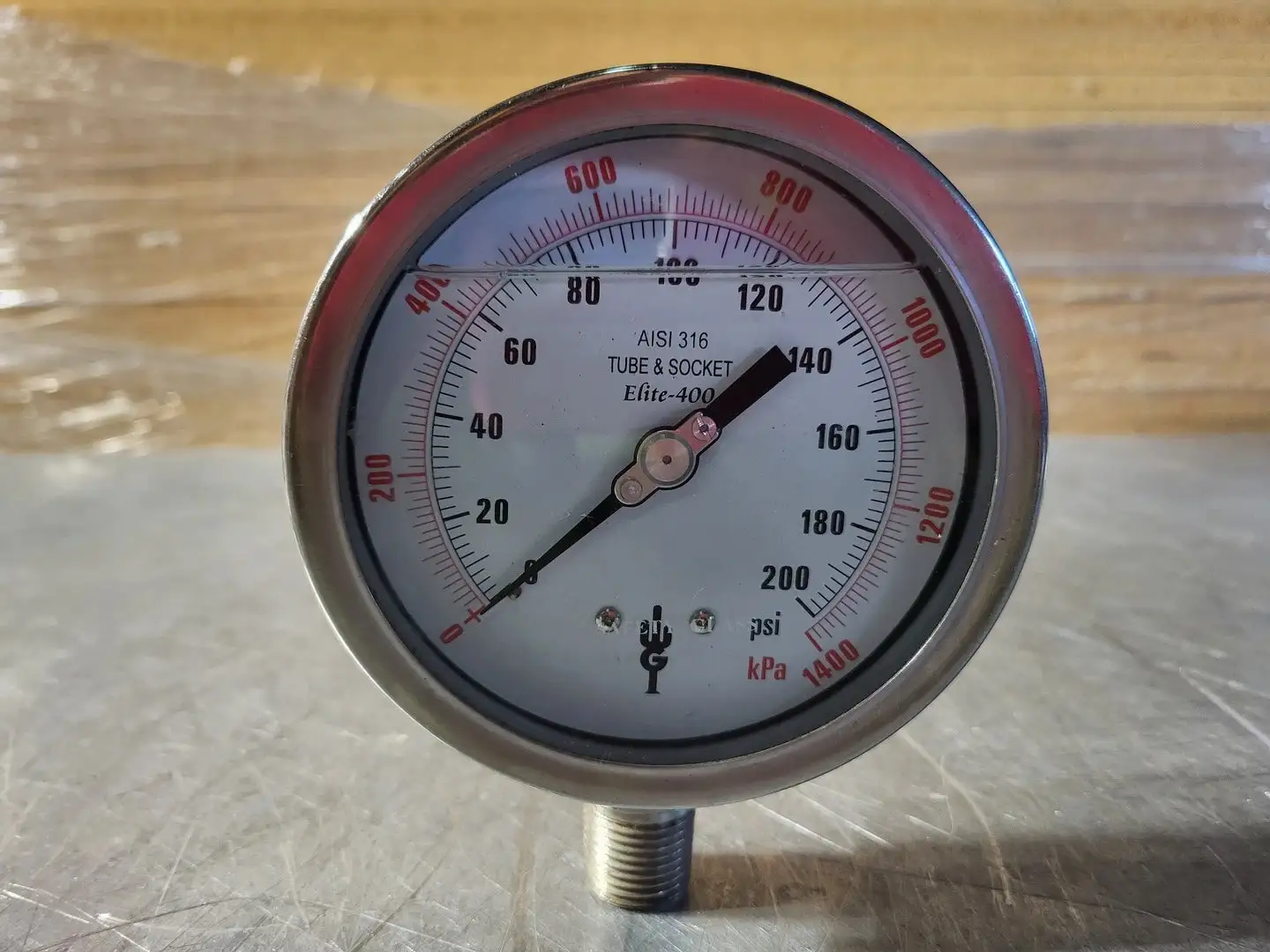 0 to 200 PSI 0 To 1400 kPa Pressure Gauge ELITE-400