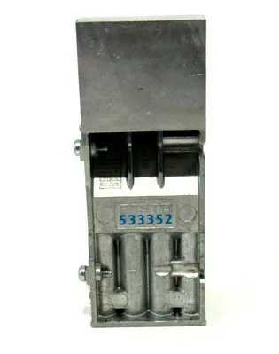 LOT OF 4 NEW FESTO 533352 MANIFOLD BLOCKS