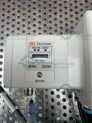 USED SMC EX-250-SDN1 INTERFACE SERIAL UNIT W/ 8 SMC VQ2A01N-5B- X65 SOLENOID VALVE