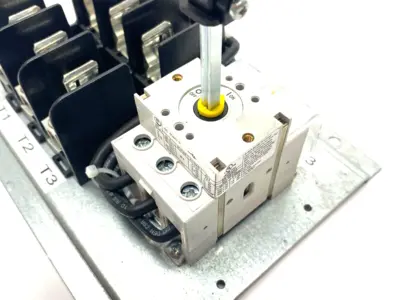 USED ELEKTRA FUSIBLE DISCONNECT SWITCH OPEN ASSEMBLY