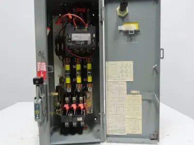 Square D 8538 SCG14 Single Throw Fusible Disconnect Safety SwitchW/Motor Starter