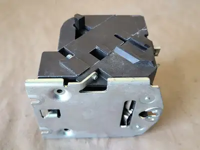 NEW SIEMENS 40DP32AF