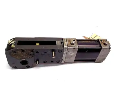 Used Norgren EC50DA10-90A-D45-1-0 006-3/01 Pneumatic Cylinders Michigan US | Maverick Industrial Sales #1410629