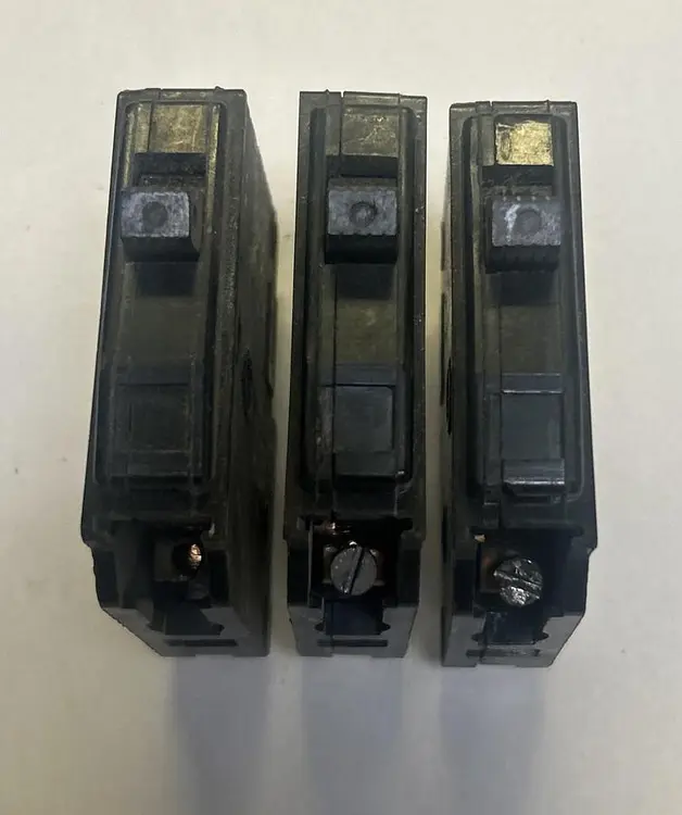 Used SQUARE D QO120 Switchgears Ohio US | Surplus Asset Holdings #1184884