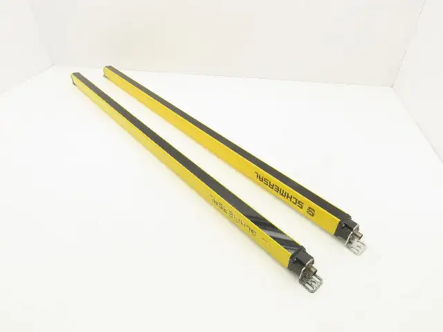 Schmersal SLC440COM-ER-0890-14 Safety Light Curtain Transmitter & Receiver Set