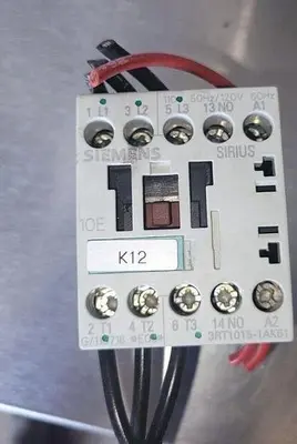 USED SIEMENS 3RT1015-1AK61