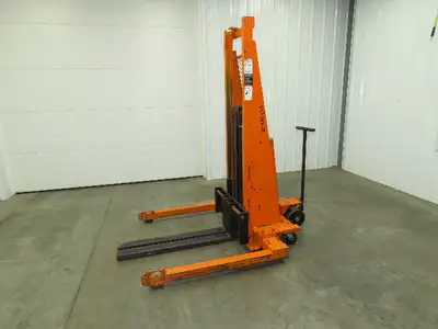 Presto PSA2762 Manual Walkie Straddle Pallet Stacker 12V Lift 2700 Lb 60" Truck