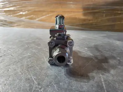 New | in-Stock SWAGELOK SS-63TS8 Valves/Fittings British Columbia CA | Lenmark #255381