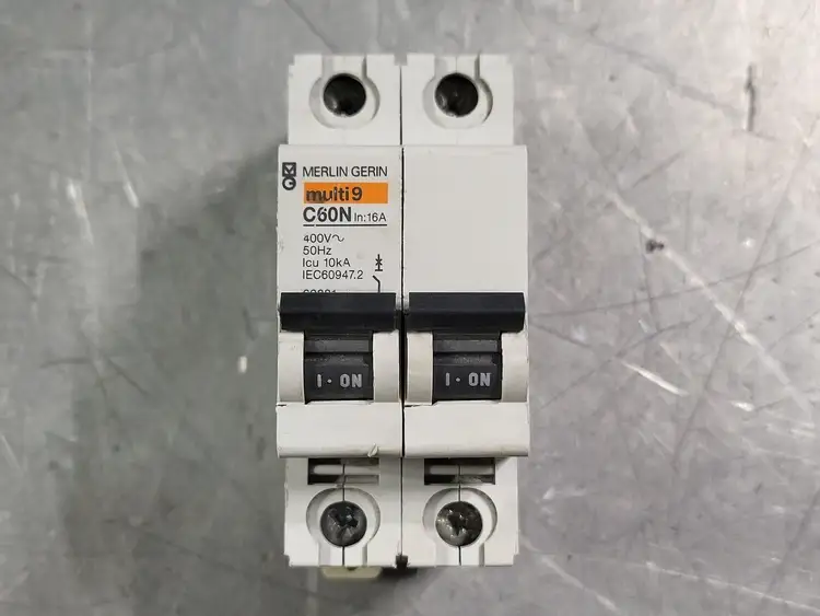 Used MERLIN GERIN _UNKNOWN_ Switchgears British Columbia CA | Lenmark #244607