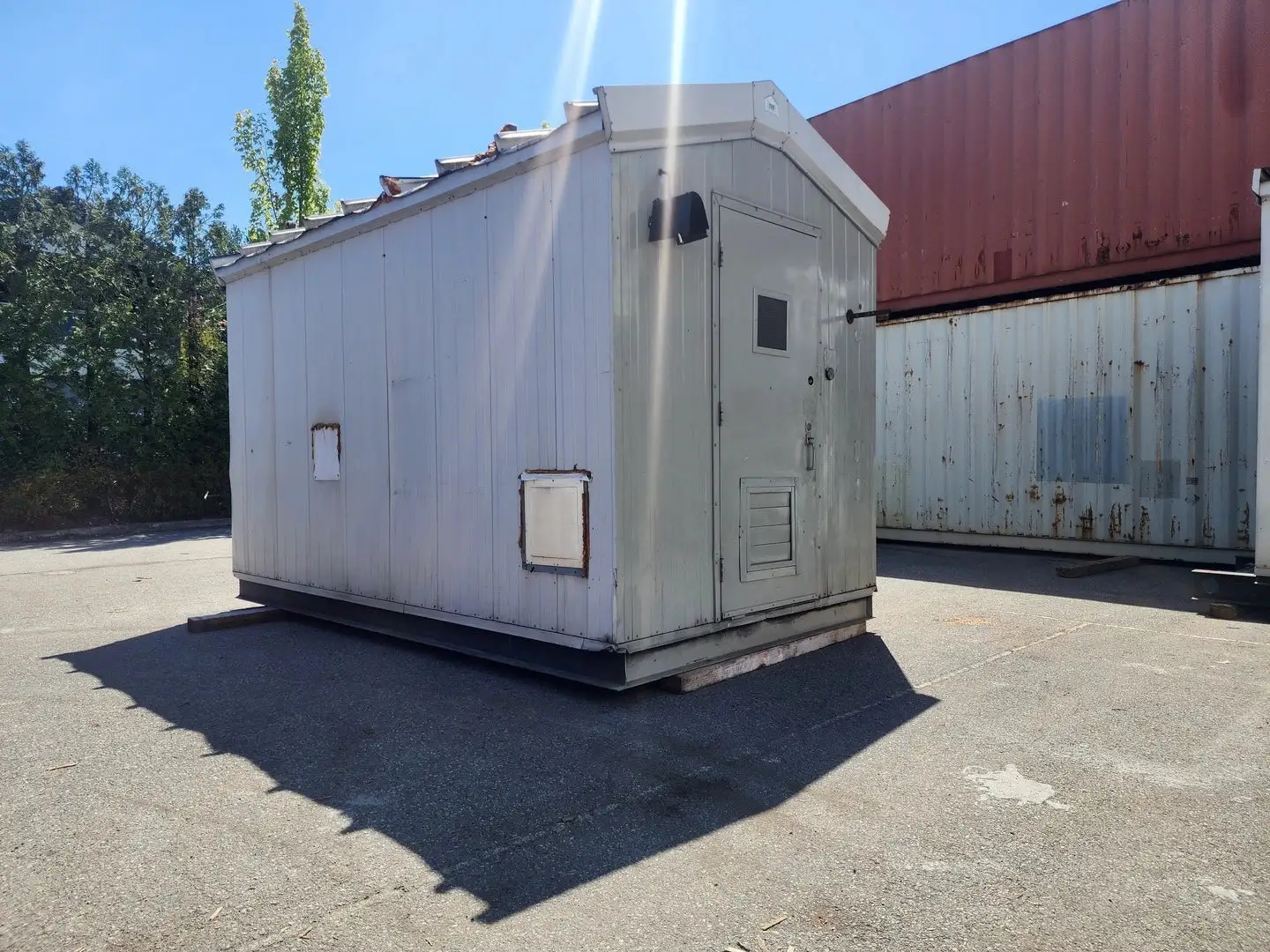 14'L x 8'W x 10'-2.5"H Shed