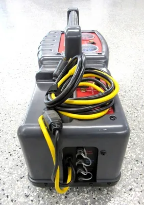 NEW ROBINAIR 25201A REFRIGERANT RECOVERY UNIT 220-240V 50HZ