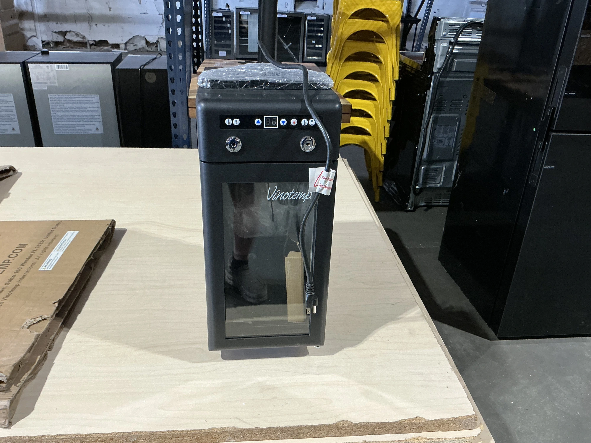 Used VINOTEMP VT-WD002-BLK Bottle Coolers Michigan US | Miedema Asset Management Group #1487836