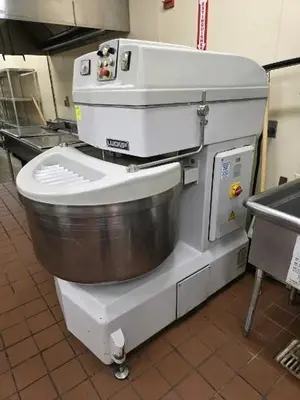 USED LUCKS SM160