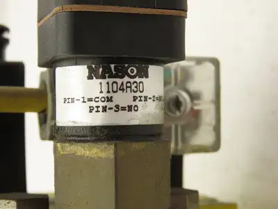 Ross Controls DM2CNA54A21 Double Solenoid Valve W/ Base Assembly 24VDC 30-120PSI