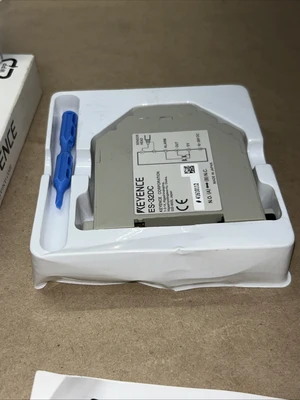 NEW KEYENCE ES-32DC