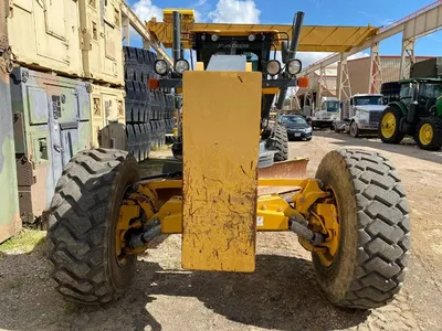 2015 John Deere 772GP
