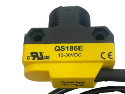 NEW BANNER ENGINEERING QS186E 10-30VDC 23283M
