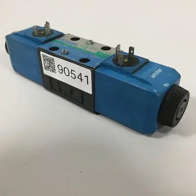 USED VICKERS DG4V3S82CVMUH560