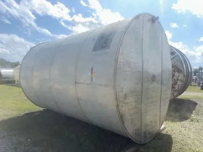 Used _UNKNOWN_ 10,000 Gallon Stainless Steel Tanks New Jersey US | Perry Equipment #123199
