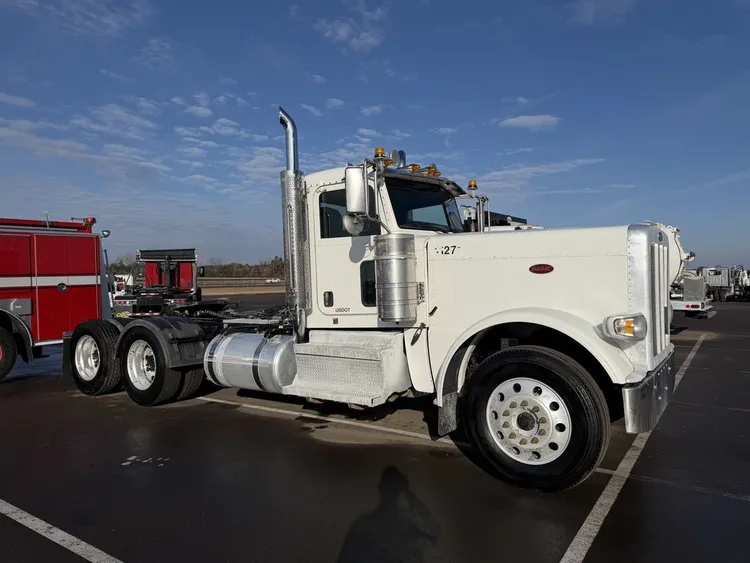Used 2019 PETERBILT 389 Tractors & Trailers Minnesota US | Carco Truck & Equipment #1514030