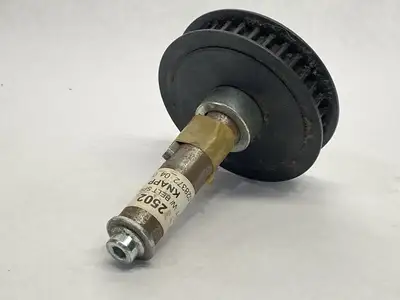 New | in-Stock Knapp Shaft With Belt Sprocket Conveyor Parts Michigan US | Maverick Industrial Sales #1395225