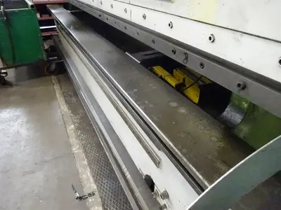 USED LVD PP 200 TON X 5100 MM