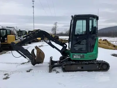Used 2019 DEERE 30G Excavators New York US | Beck Equipment #1509313