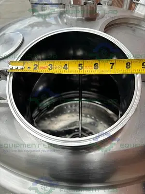 USED PRECISION STAINLESS 600 LITER STAINLESS STEEL JACKETED REACTOR 45 PSI