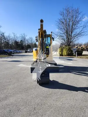 USED 2023 XCMG XE35U