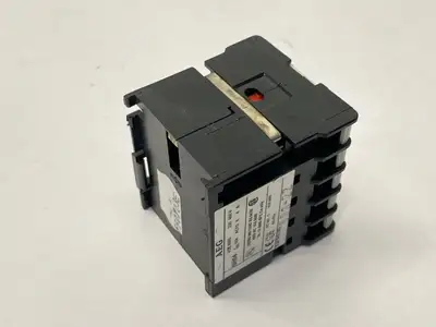 USED AEG CONTROL RELAY 16A 120V COIL