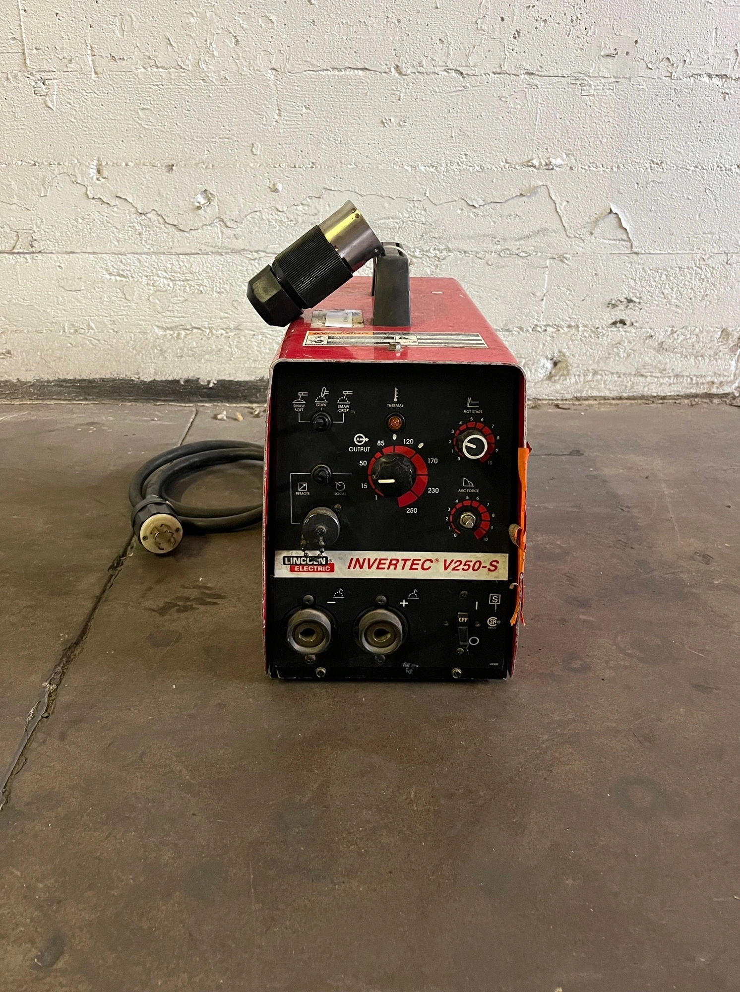 USED LINCOLN INVERTEC V250-S