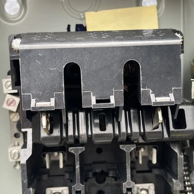 New | in-Stock Crouse-Hinds HH321N Disconnects California US | Davliegogo LLC #1706693