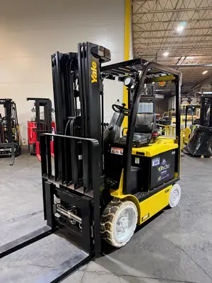 Used 2020 Yale ERC055VGN 4-Wheel Sit down Electric Counterbalance Forklifts New York US | United Lift #1446655