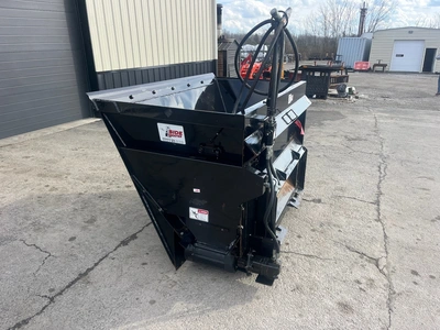 Mensch MFG Model 1100 Side Shooter Bucket | County Equipment Company LLC (2)