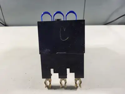Disconnect Switch with 40 Amp Fuse AJT40