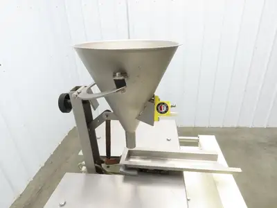 Jost FDLT 60/-35x400 Vibratory Hopper Dosing Feeder Discharge Conveyor Cart 115V