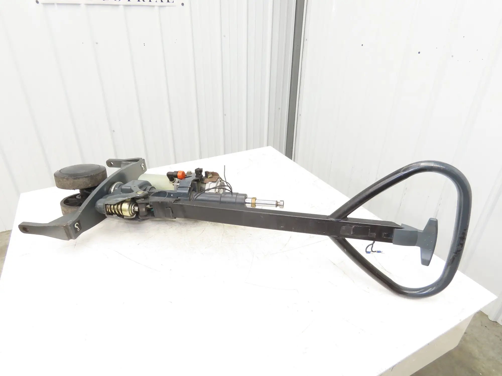 Multiton TMXE27X45 Tiller Handle Off Electric Pallet High Lift 2200lb 32" Height