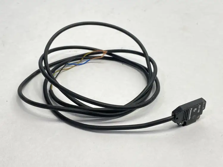 Used PANASONIC _UNKNOWN_ Photoelectric Sensors Michigan US | Maverick Industrial Sales #1092234